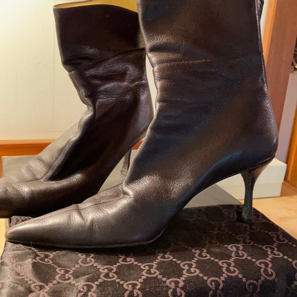 Gucci pointy toe boots